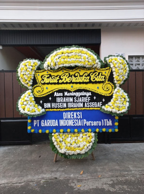 Papan Bunga Duka di Kalicacing